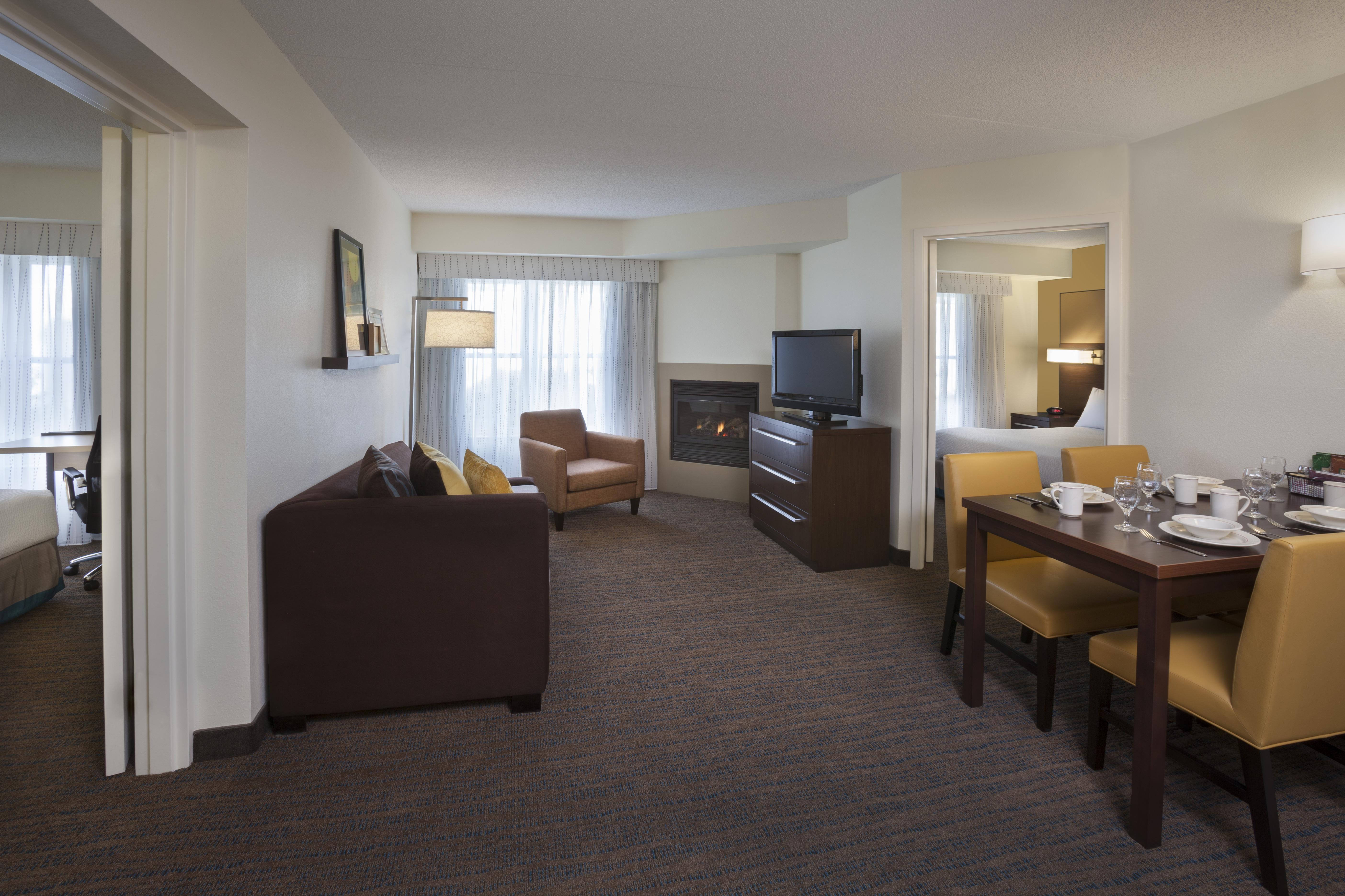 Cambridge Suites Mississauga Exterior foto